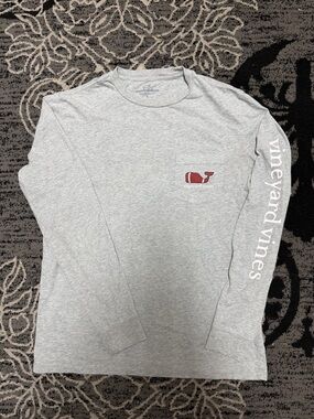 Vineyard Vines Light Gray Long-Sleeve Tee with Red Football Whale Logo